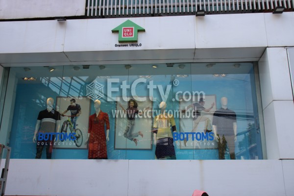 Grameen UNIQLO(Science Lab Mor Outlet)