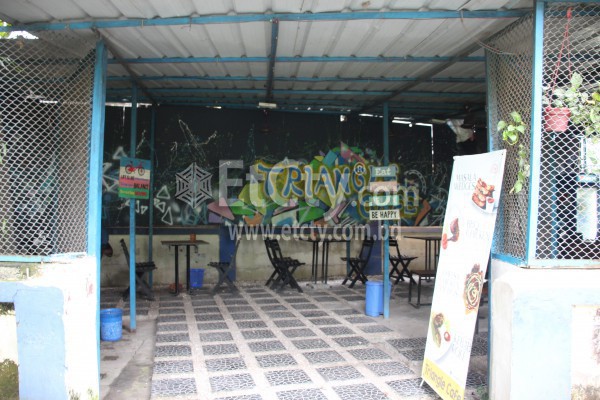 Triangle Cafe
