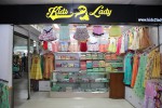 Kids & Lady