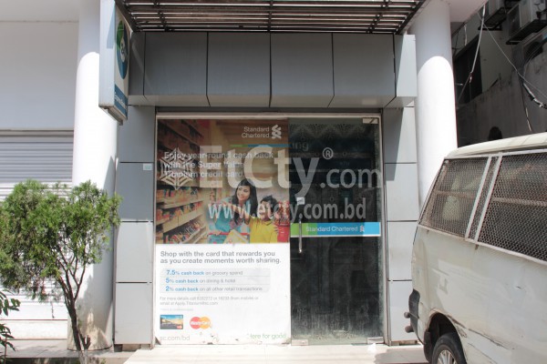 Standard Chartered Bank ATM Booth(Dhanmondi Branch)