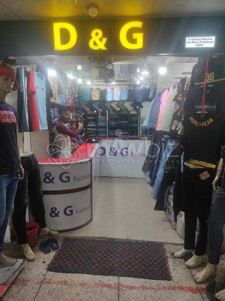D & G