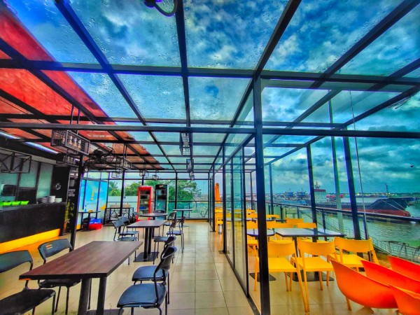 Lopo Soana Rooftop Restaurant & Cafe