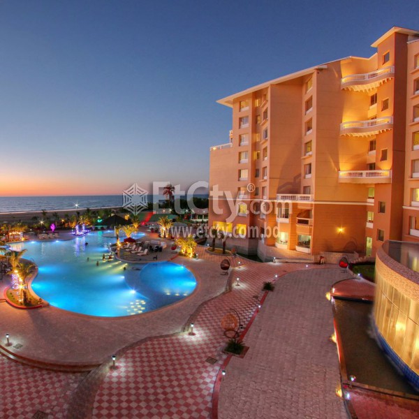 Royal Tulip Sea Pearl Beach Resort & Spa
